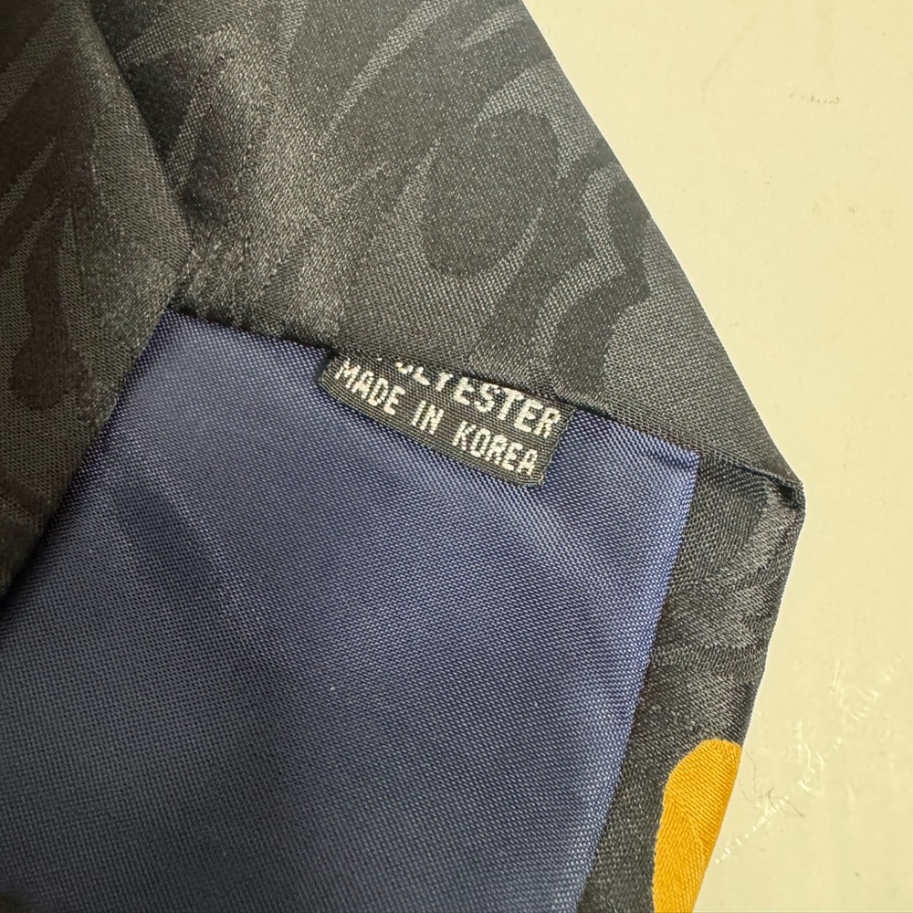 Disney Mickey Unlimited 100% polyester Tie by Balancine Inc, The Tie Works. (A) - Picture 6 of 6